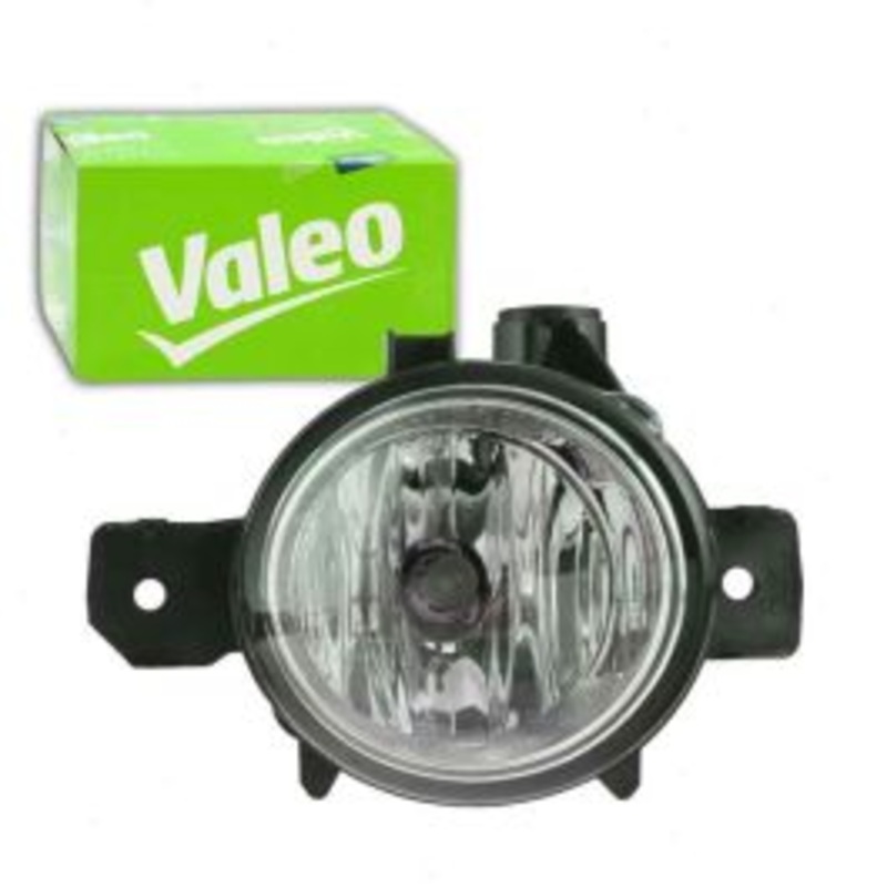 Valeo Front Right Fog Light for 2007-2013 BMW X5